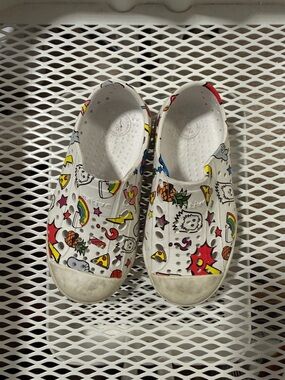 Native graphic print shoes